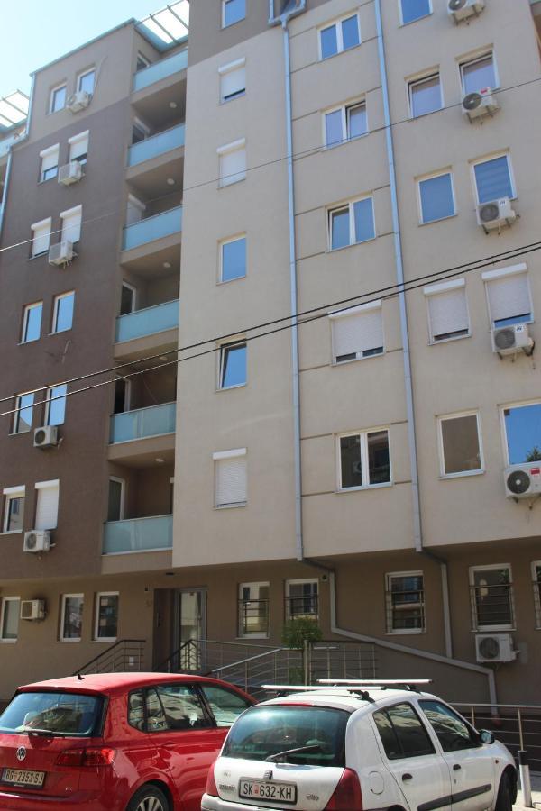 Milan'S Apartment Skopje Eksteriør billede